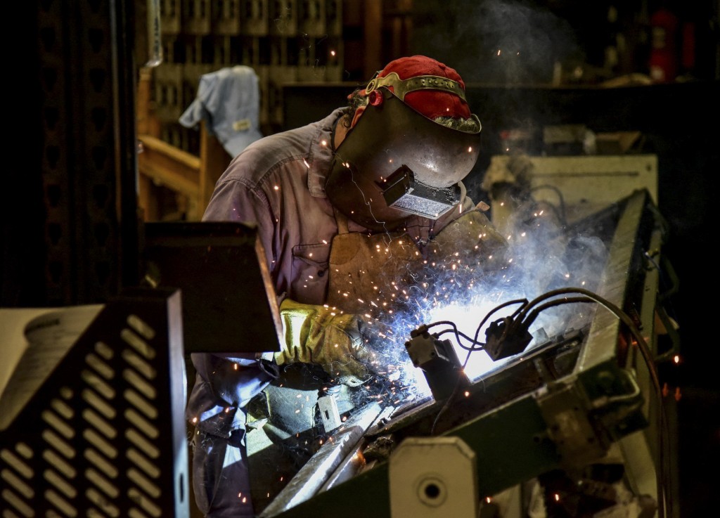 “Decepcionante”: advierten que la economía mermó el crecimiento en noviembre