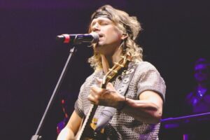 Piru Saez regresa a su ciudad con un show íntimo y una nueva etapa artística