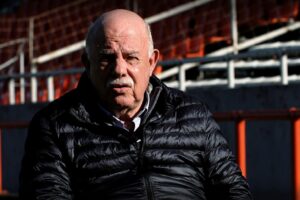 Dr. Roberto Fernández » Hay que esperar a la Justicia pero la empresa adjudicataria del Minella no tiene nada que ver con Sur Finanzas»