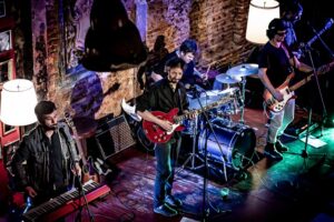 Beatle Toné y Dúo RAM se presentan en una nueva fecha de “El rock a buen puerto”