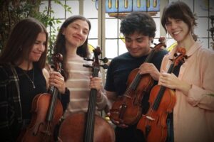 El Cuarteto Buen Ayre ofrecerá un concierto de cámara con obras de Mozart, Glass y Gianneo
