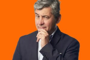 Daniel Balmaceda presenta “El crimen de Año Nuevo” en el Festival Penguin Libros