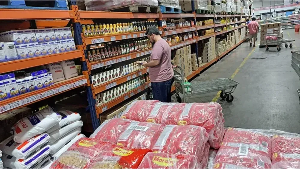 Caída de ventas en supermercados, mayoristas y shoppings