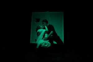 Claudia Balinotti presenta “Nascere, parte 1”, sobre el tiempo y la condición humana