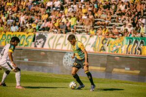 Tibia presentación de Aldosivi en el debut 2026