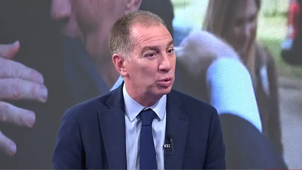 El récord que Kicillof teme perder y el libertario que puso primera