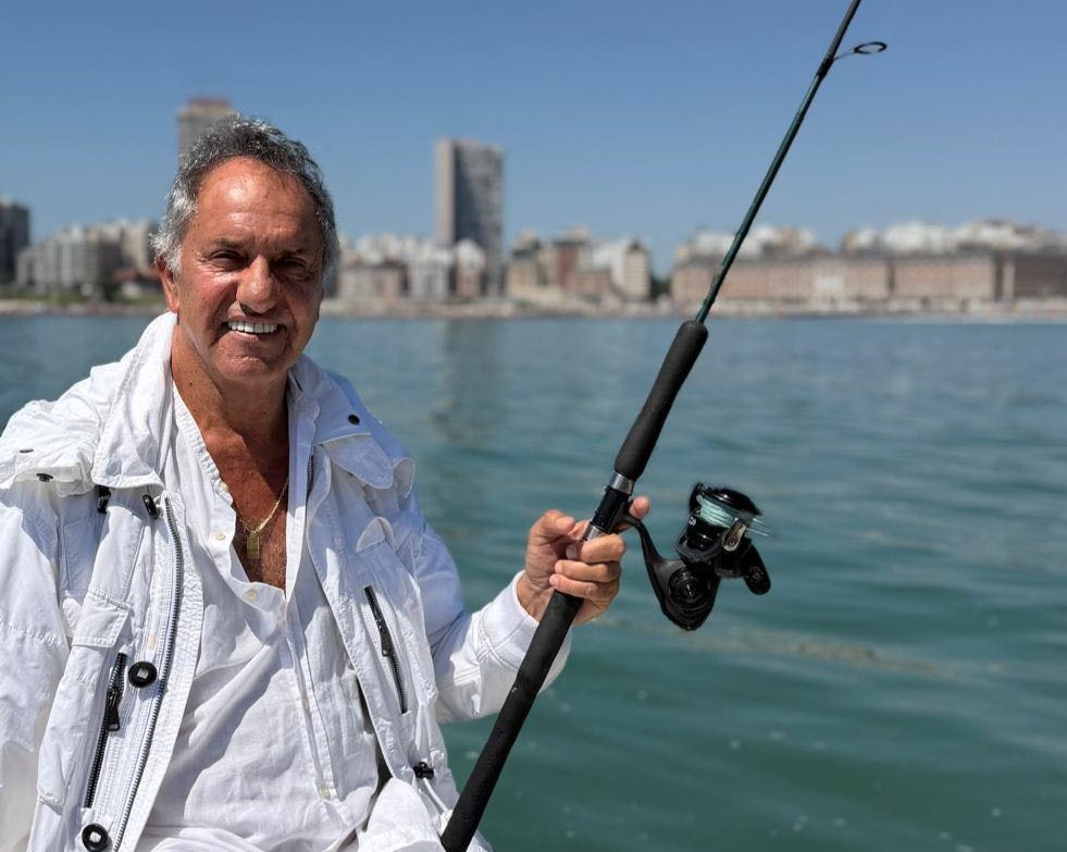 Lo acusaron de corrupto: Scioli tuvo que cerrar los comentarios después de una polémica publicación en redes