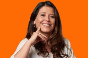 La autora best seller Viviana Rivero presenta “Secretos de sangre” en Villa Victoria