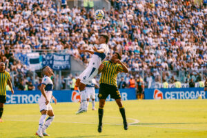 Aldosivi pagó caro sus errores en los dos arcos