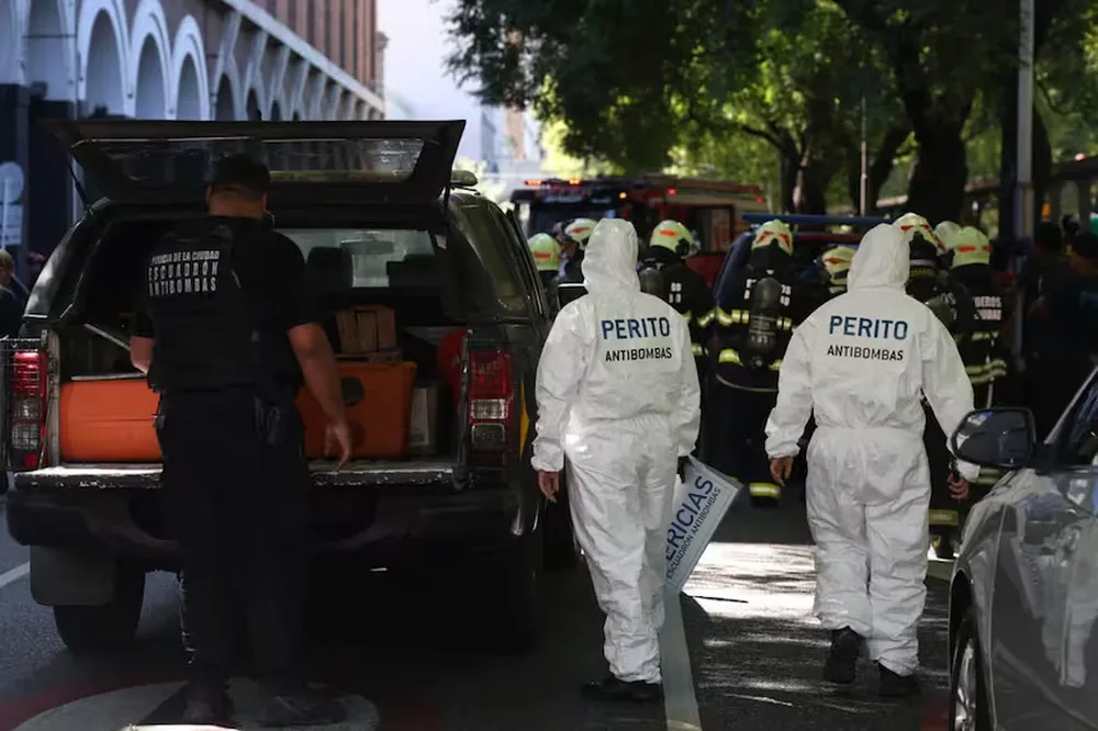 Estalló un paquete con explosivos en la Escuela Superior de Gendarmería: cuatro heridos