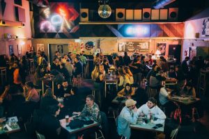 Charla gratuita sobre inteligencia artificial y autoría humana