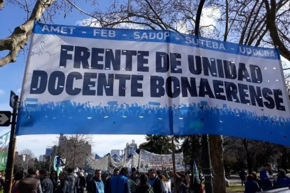 El Frente Docente confirmó que todos los gremios se suman al paro del 2 de marzo