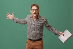 El mundo docente, entre risas y reflexión, en el unipersonal “Fuerza profes”