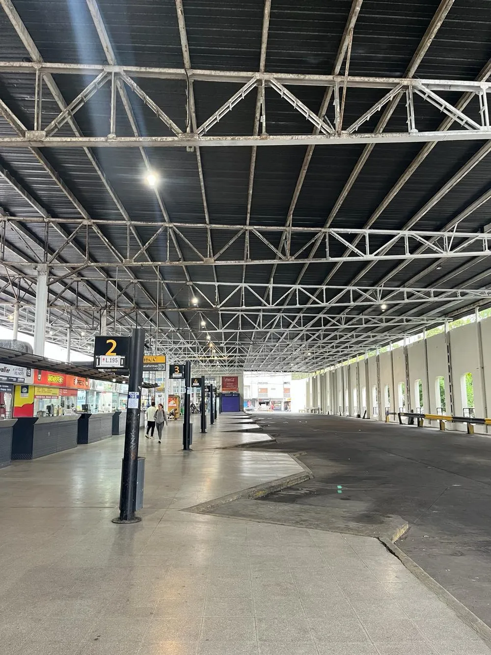 Paro general contra la reforma laboral: la CGT habló de 90% de adhesión y el gobierno lo calificó de «extorsión»