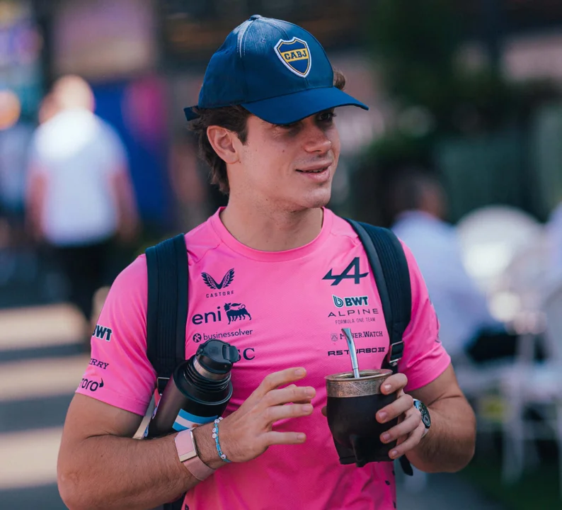 Preocupación por un problema en uno de los ojos de Colapinto: qué dijo el argentino