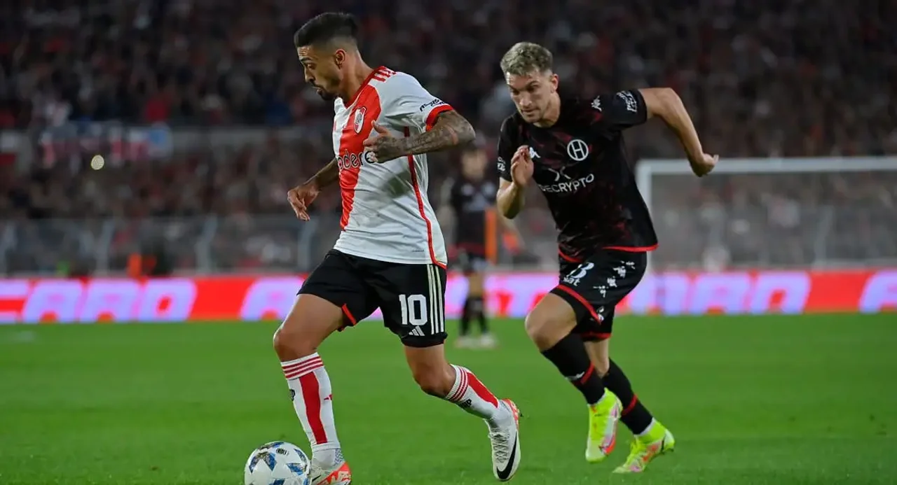 El River del Chacho en su debut sacó adelante un partido complicado ante Huracán