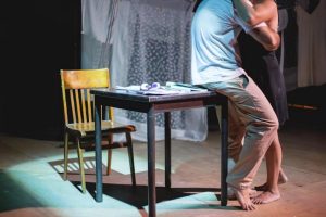 La obra “El punto justo es un milagro” renueva funciones en Cuatro Elementos