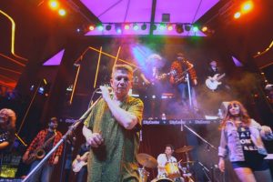 Los Abuelos de la Nada llegan a Mar del Plata con un show de clásicos del rock argentino