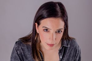 Florencia Sichel trae su charla performática “Todas las exigencias del mundo”