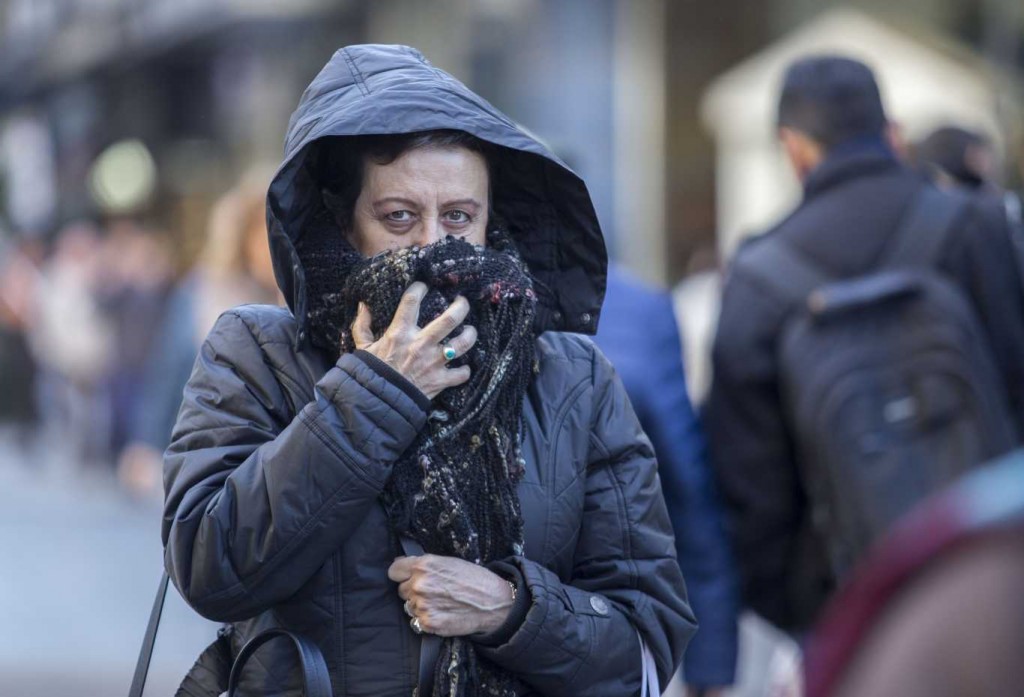 Brusca baja de temperaturas con frío polar y heladas en Buenos Aires