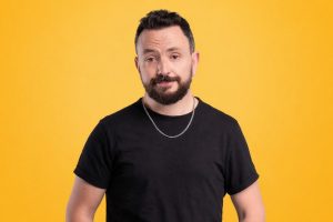 Pablo Molinari actuará en Vorterix con su show de stand up “Demasiado”