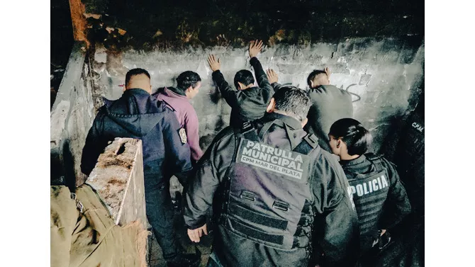 Desalojan a usurpadores en Juan B Justo y Champagnat