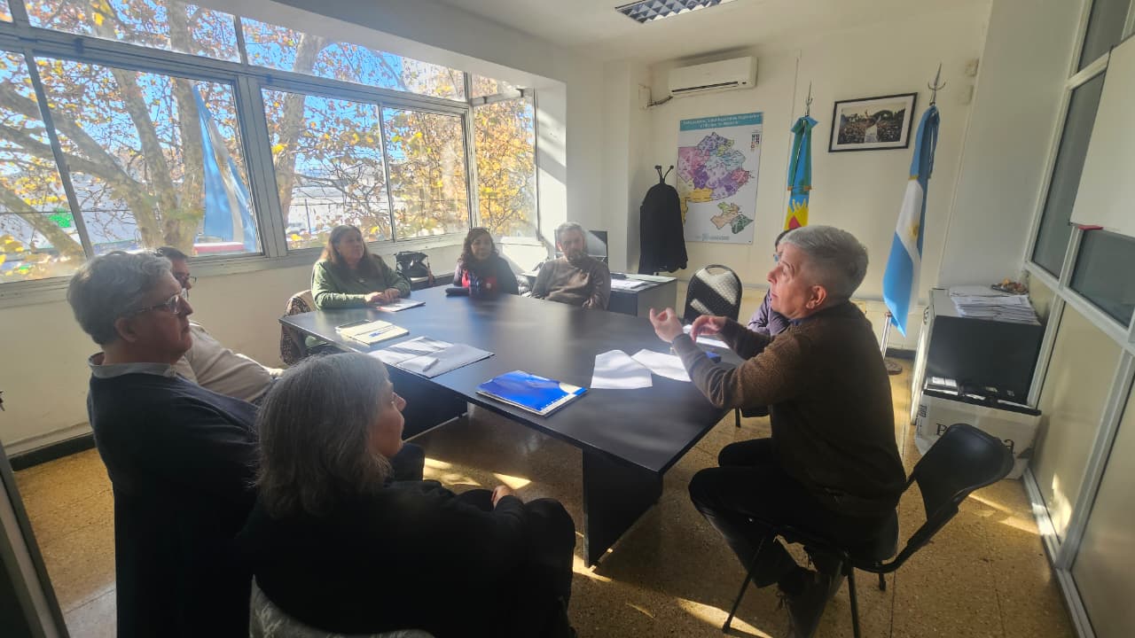Denuncian merienda e insumos escolares insuficientes en las escuelas municipales