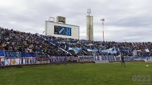 Alvarado le quitó el invicto a Olimpo