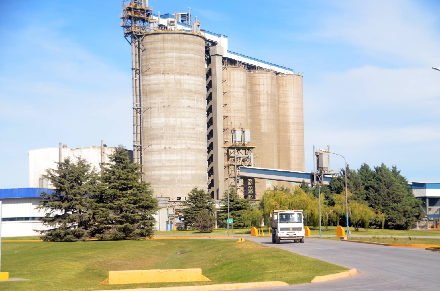 Loma Negra en pausa durante 226: Un gigante de la construcción se para