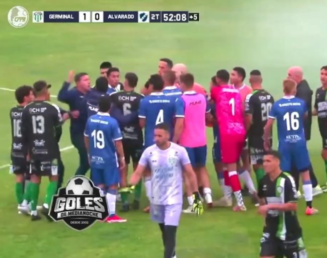 Alvarado se reúne para decidir el futuro de Martel ?