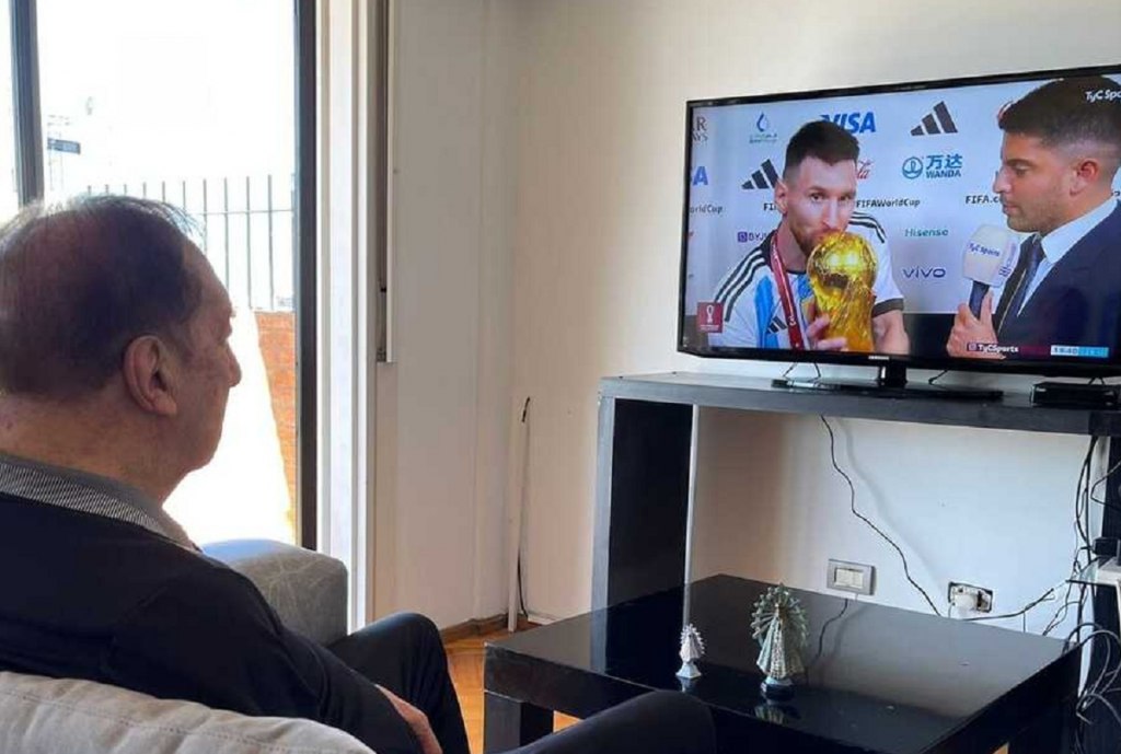 Jorge Bilardo conto cómo sigue su hermano los partidos de la Selección