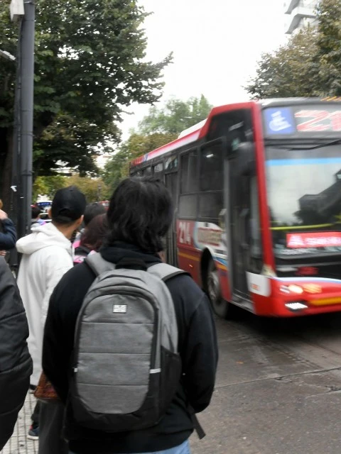 Peligra el servicio de colectivos en ciudades del interior y ya hay licitaciones que caen por falta de oferentes