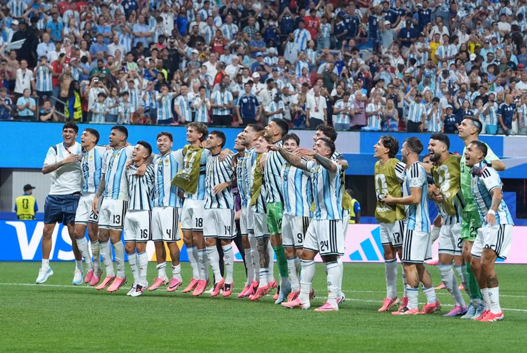 “Argentina se levantó de la muerte”: los medios del mundo reflejaron la épica victoria argentina