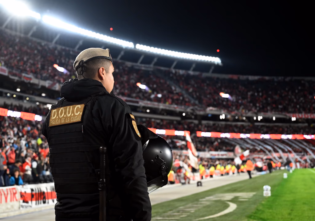 Operativo en el Monumental: 209 actas y 132 intentos de ingreso sin entrada en River vs Barracas