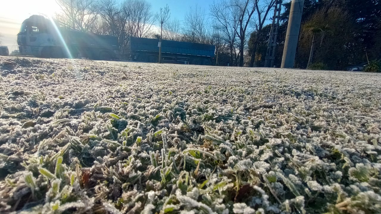Milei se quedó helado: El crudo invierno hizo caer el tratamiento de la zona fría; No le dan los votos