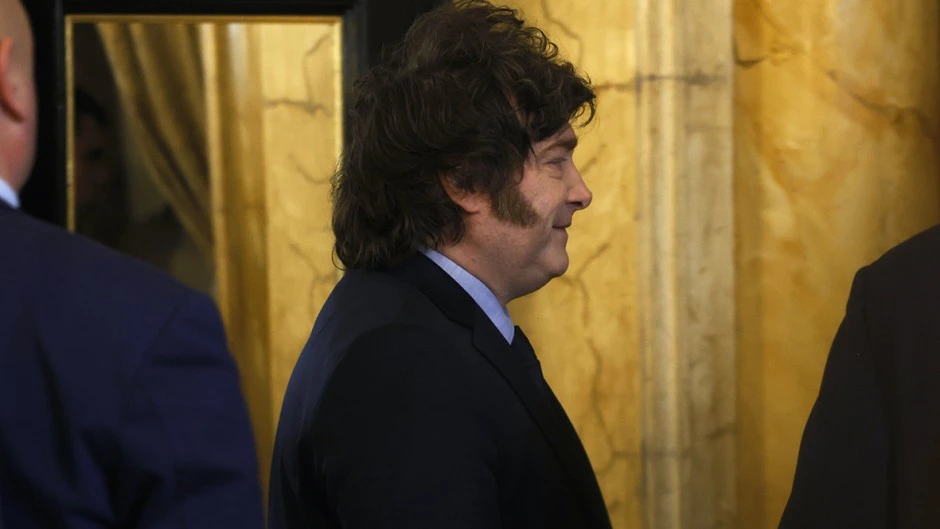 Milei trató a Bonelli de «mierda humana» y Nelson Castro dijo que está «psiquiátrico»