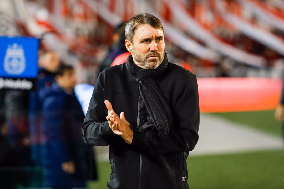 Oxígeno para River: Postergan su partido en Medellín por el terremoto; Respira el Chacho