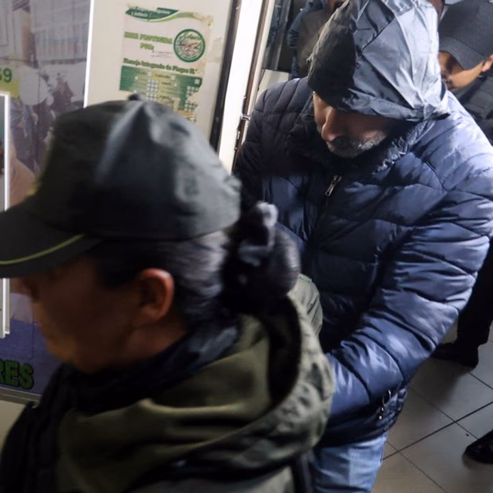 La carta de defensa de Cerimedo: negó que le hayan encontrado un millón de dólares y que quiso irse de Bolivia