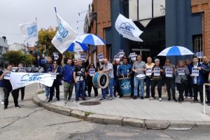 Escala la tensión con Toledo: la empresa posterga el pago del 60% adeudado y los trabajadores mantienen el estado de alerta