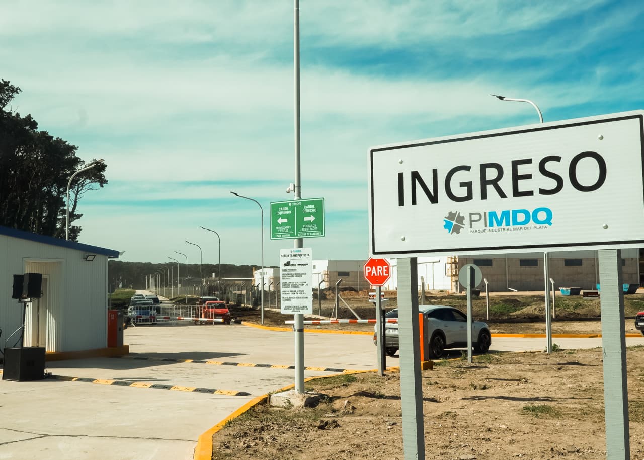 Se inauguró el nuevo acceso al Parque Industrial General Savio