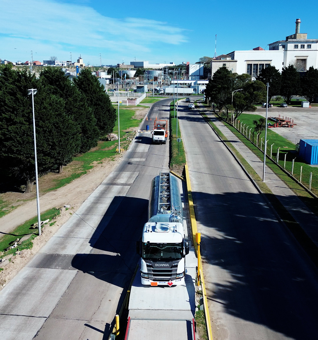 El Puerto de Mar del Plata inaugura una báscula para pesaje del transporte de cargas