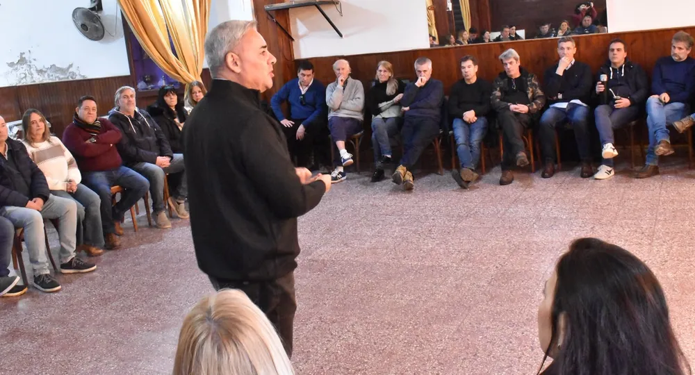 En Maipú, el Frente Renovador decidió dar pelea en 14 municipios de la Quinta Sección: ¿Se viene Massa candidato?