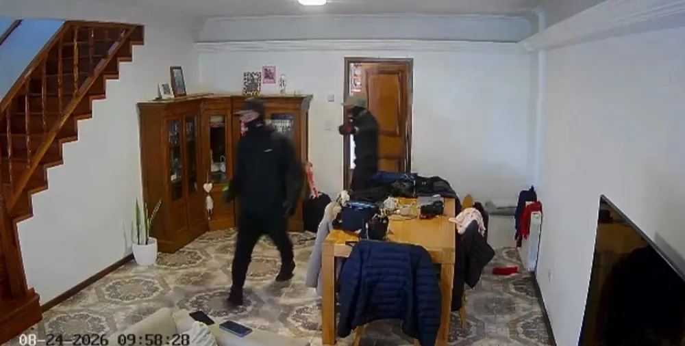 Bestial asalto a una familia en su vivienda en el Barrio San Carlos