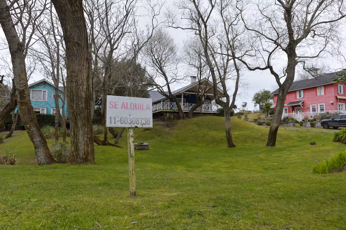 Cariló: Con ajuste desde 10% en dólares empieza a cerrar reservas para el verano