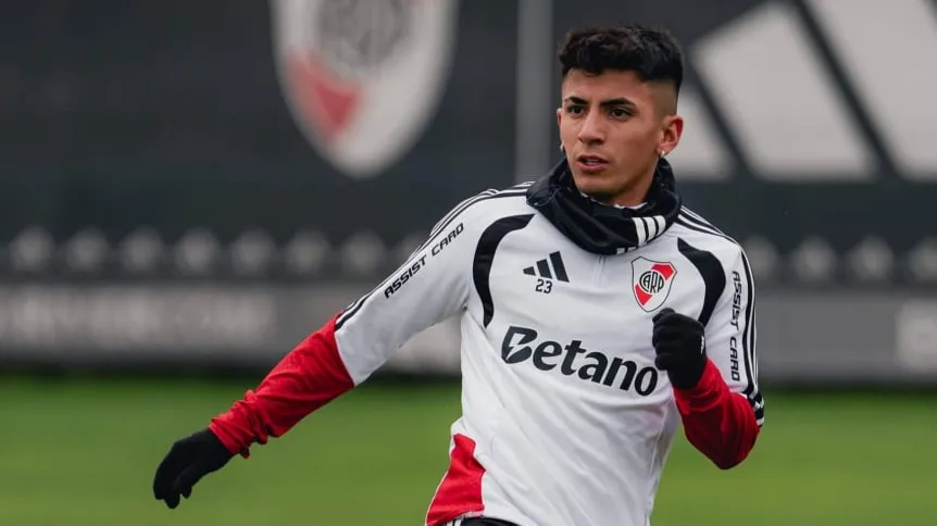 Thiago Almada debuta el domingo con River obligado a ganar