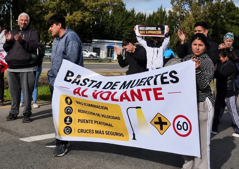 Cortaron ruta 2 por cuarto sábado consecutivo y hubo caos de tránsito camino a La Costa Atlántica