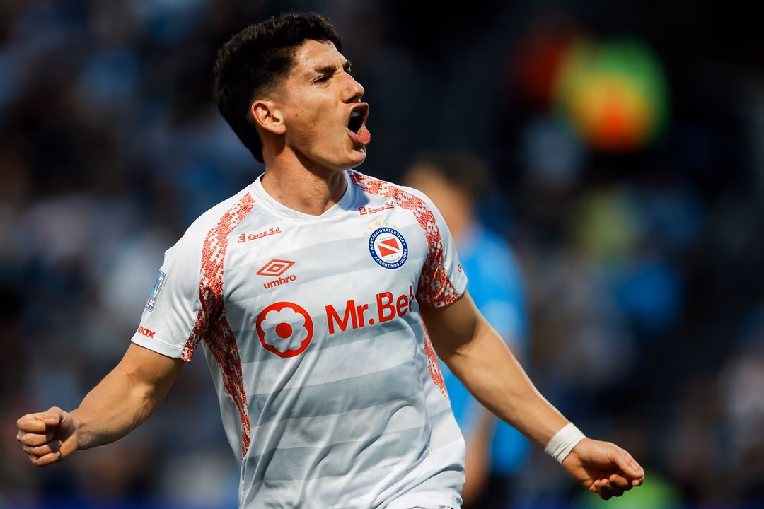 River estaría cerca de cerrar a un nuevo defensor