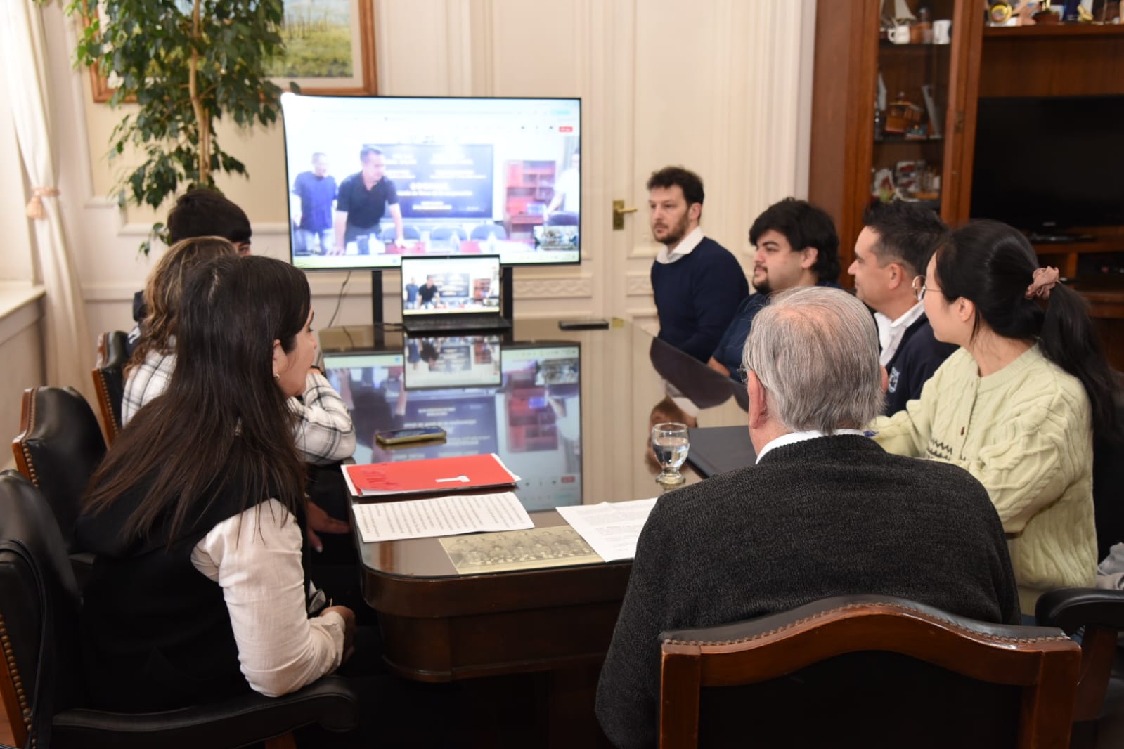 El Municipio impulsa un vínculo educativo entre Tandil y la ciudad china de Dalian para capacitar a profesores y estudiantes locales