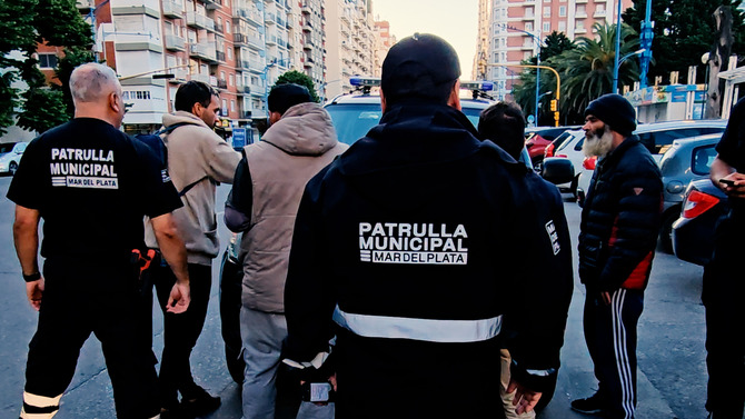 Operativo integral en Polonia y 39: Un aprehendido por conducir una moto con pedido de secuestro