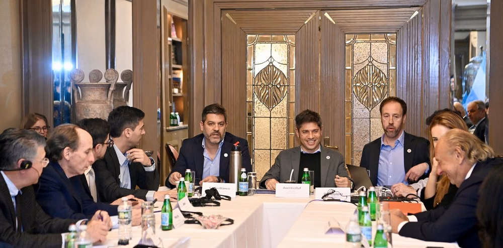 Un dueto en Nueva York: entretelones del primer round internacional entre Milei y Kicillof